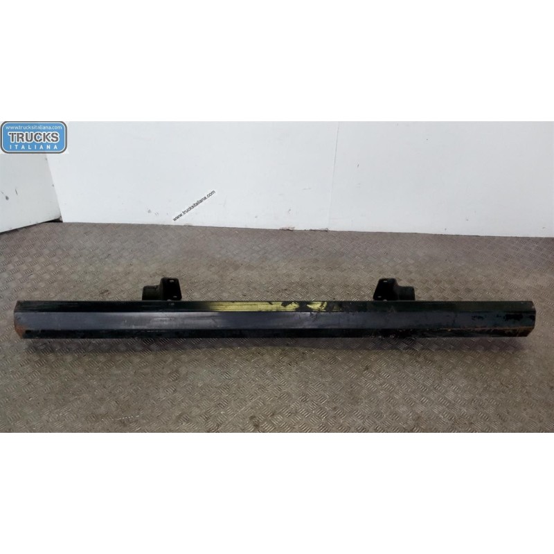 MAN TRAVERSA ANTERIORE PARAURTO MAN TGL usato