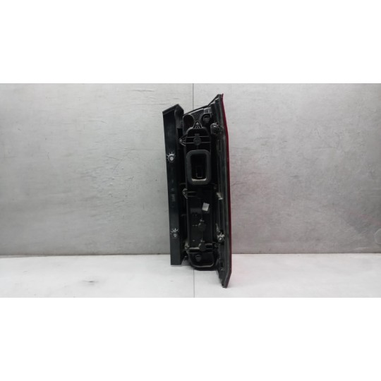 FARO POSTERIORE ESTERNO SINISTRO MAN TGE usato