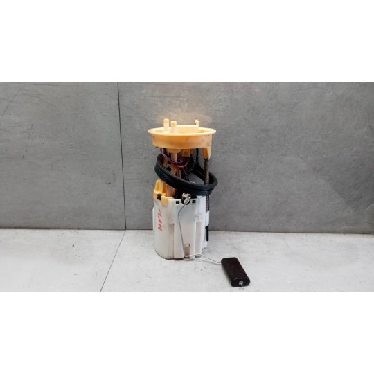 PUMPS TANK MAN TGE used