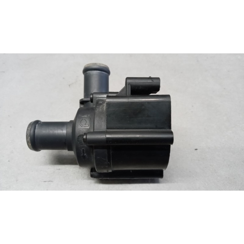 MAN POMPA ACQUA MAN TGE usato