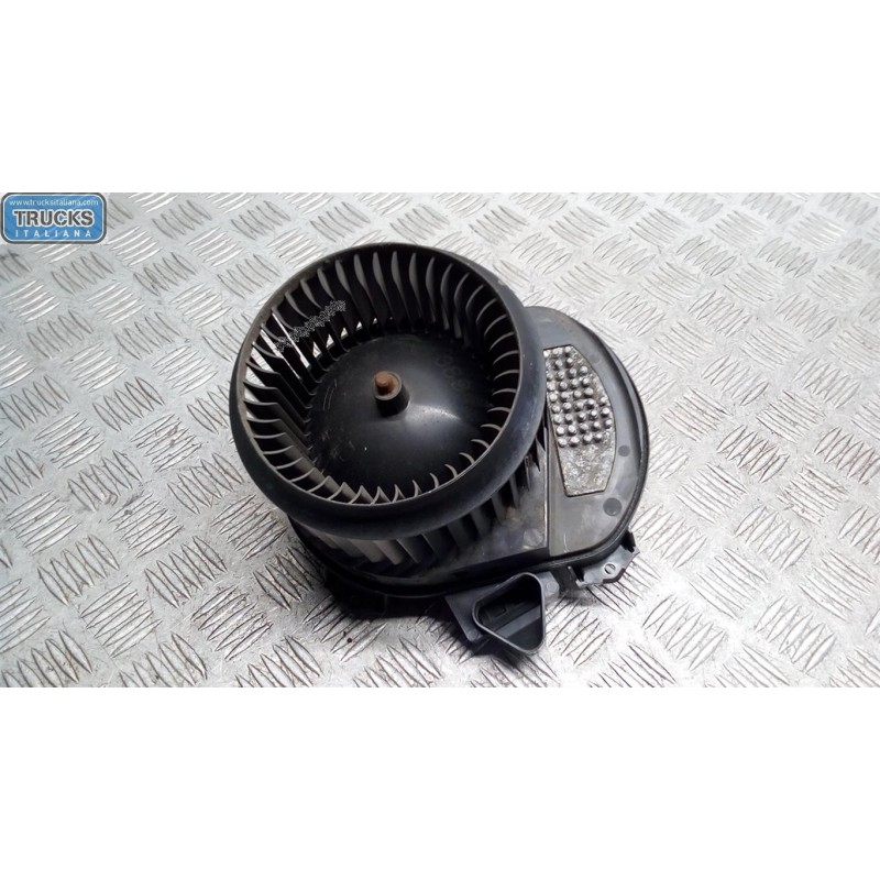 MERCEDES-BENZ MOTORINO VENTILAZIONE INTERNA MERCEDES-BENZ Classe A (W176) 2012>2014 usato
