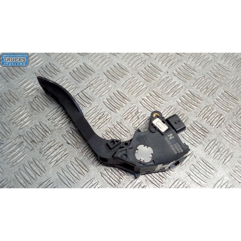 NISSAN ELETRONIC THROTTLE PEDAL  NISSAN Juke 2010>2014 used
