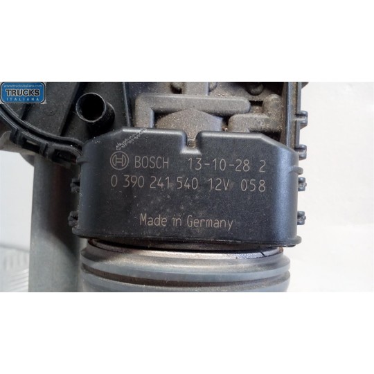 windshield wiper motor PEUGEOT 208 2012>2015 used