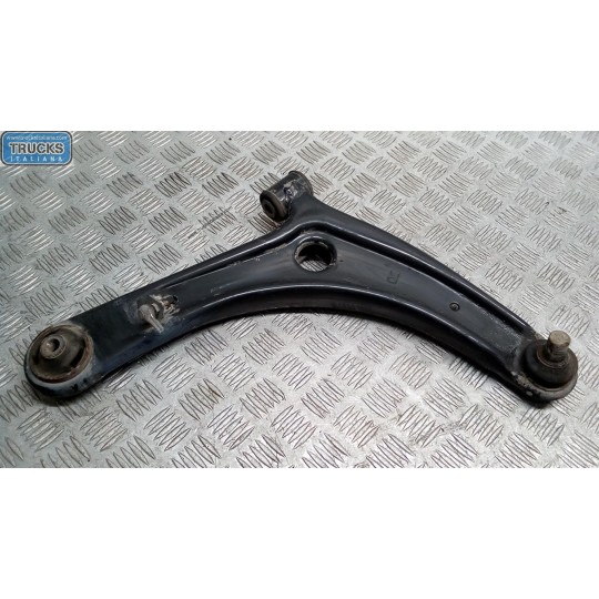 BRACCIO OSCILLANTE ANTERIORE INFERIORE DESTRO MITSUBISHI Asx 2010>2013 usato
