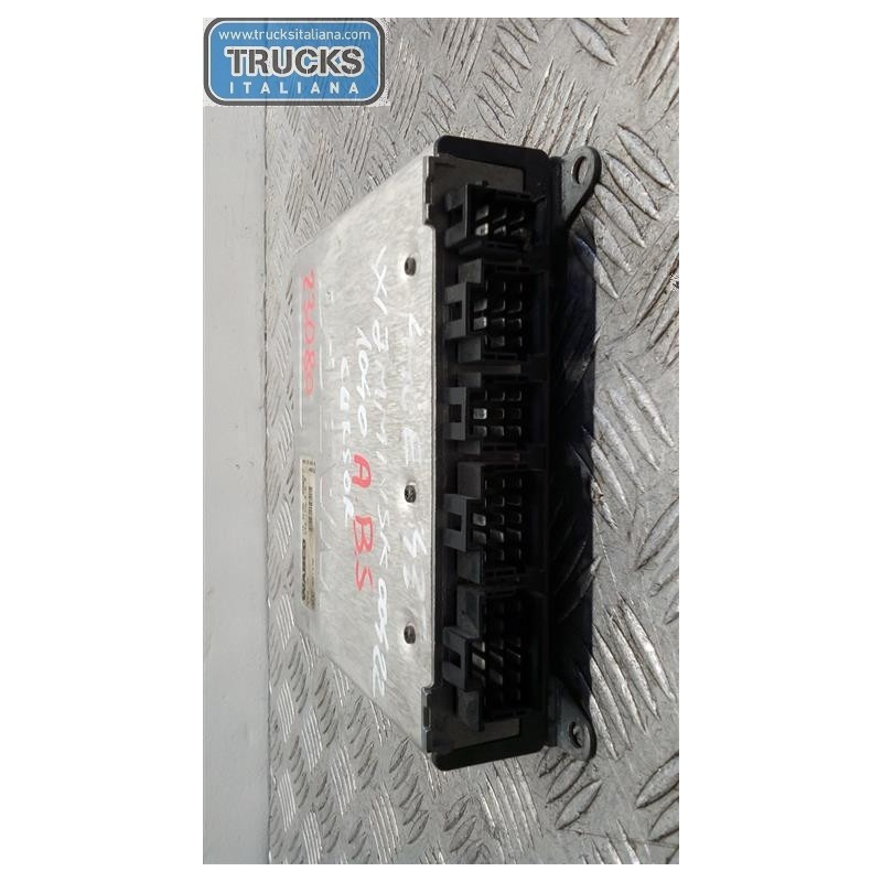 IVECO CENTRALINA EBS CONTROLLO FRENATA IVECO EUROTECH usato