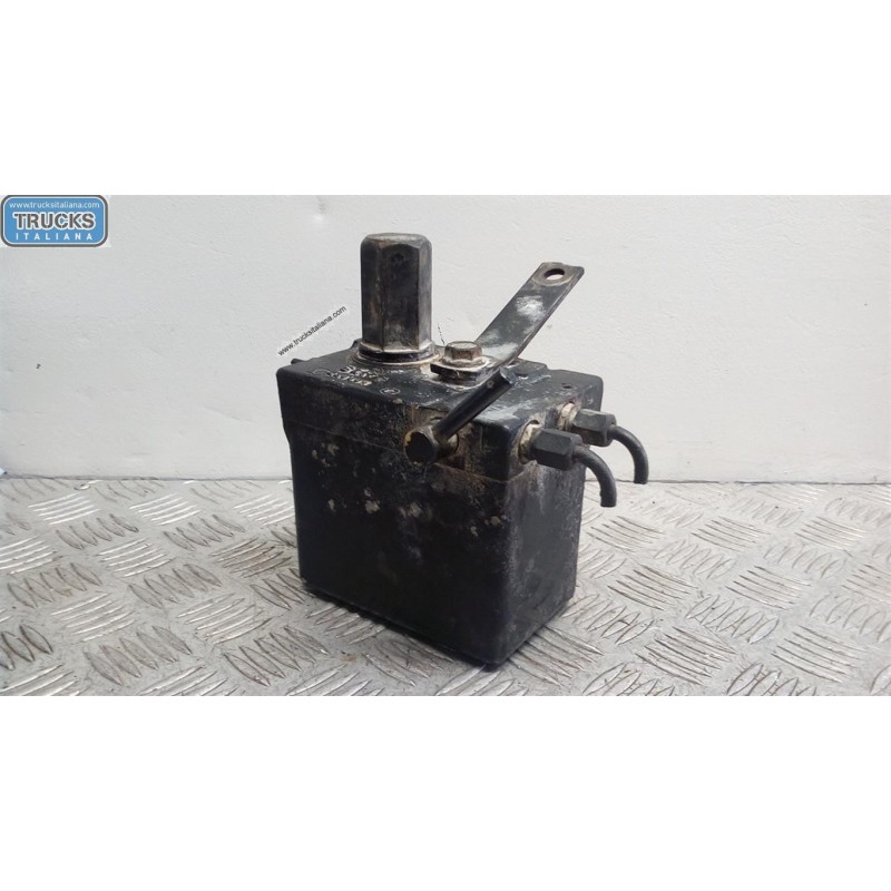 MAN CAB LIFT PUMP  MAN TG-A 2000>2007 used