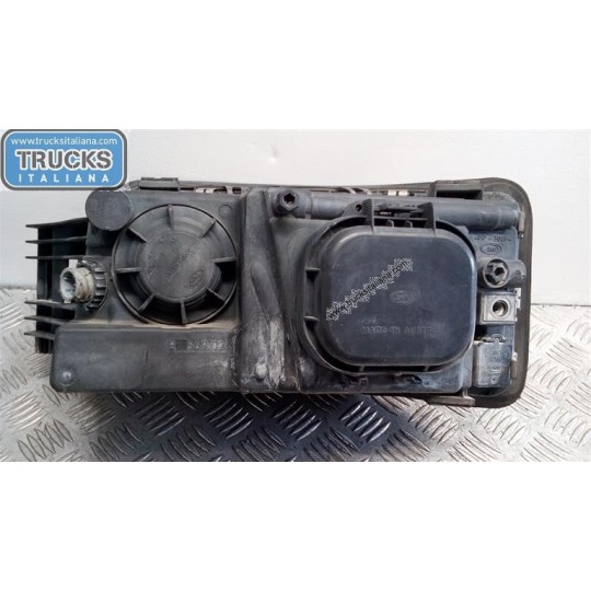 RIGHT HEADLIGHT MAN TG-A 2000>2007 used