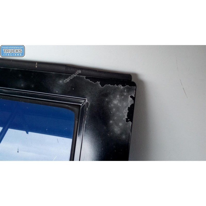 MITSUBISHI RIGHT REAR DOOR  MITSUBISHI Pajero Sport 1997>1999 used