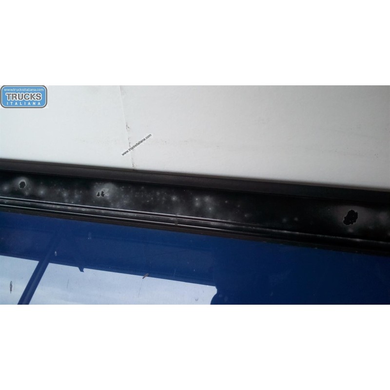 MITSUBISHI PORTA POSTERIORE DESTRA MITSUBISHI Pajero Sport 1997>1999 usato