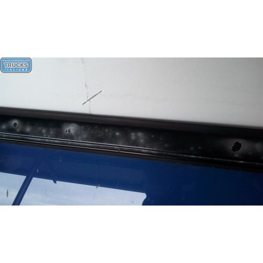 PORTA POSTERIORE DESTRA MITSUBISHI Pajero Sport 1997>1999 usato