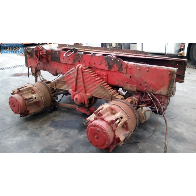IVECO ASSALE POSTERIORE IVECO 330-35 usato