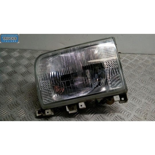 FARO ANTERIORE SINISTRO NISSAN truck Cabstar 1999>2005 usato