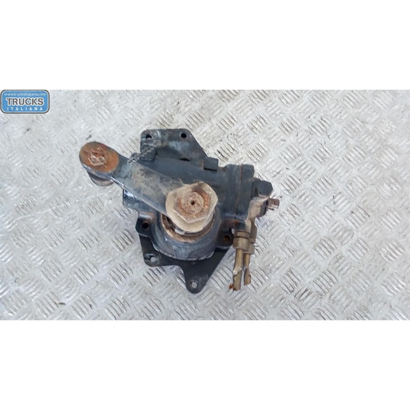 NISSAN truck SCATOLA STERZO NISSAN truck Cabstar 1999>2005 usato