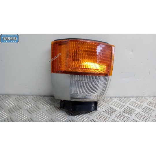 FRECCIA ANTERIORE DESTRA NISSAN truck Cabstar 1999>2005 usato