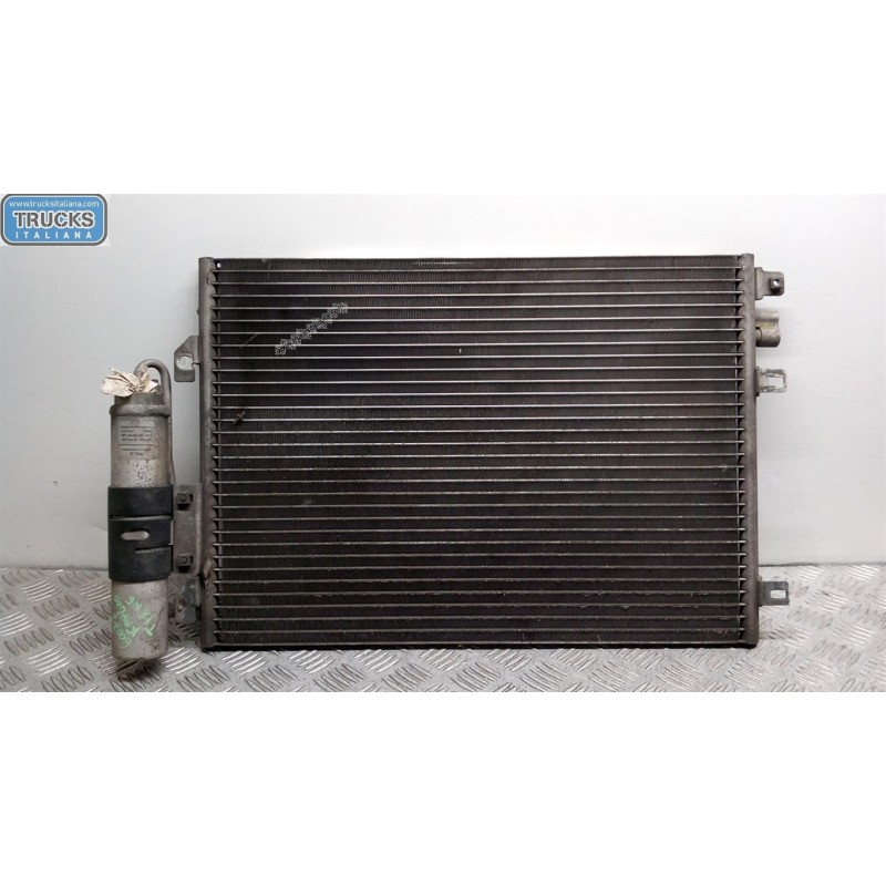 RENAULT RADIATORE CLIMATIZZATORE RENAULT Kangoo 1997>2003 usato