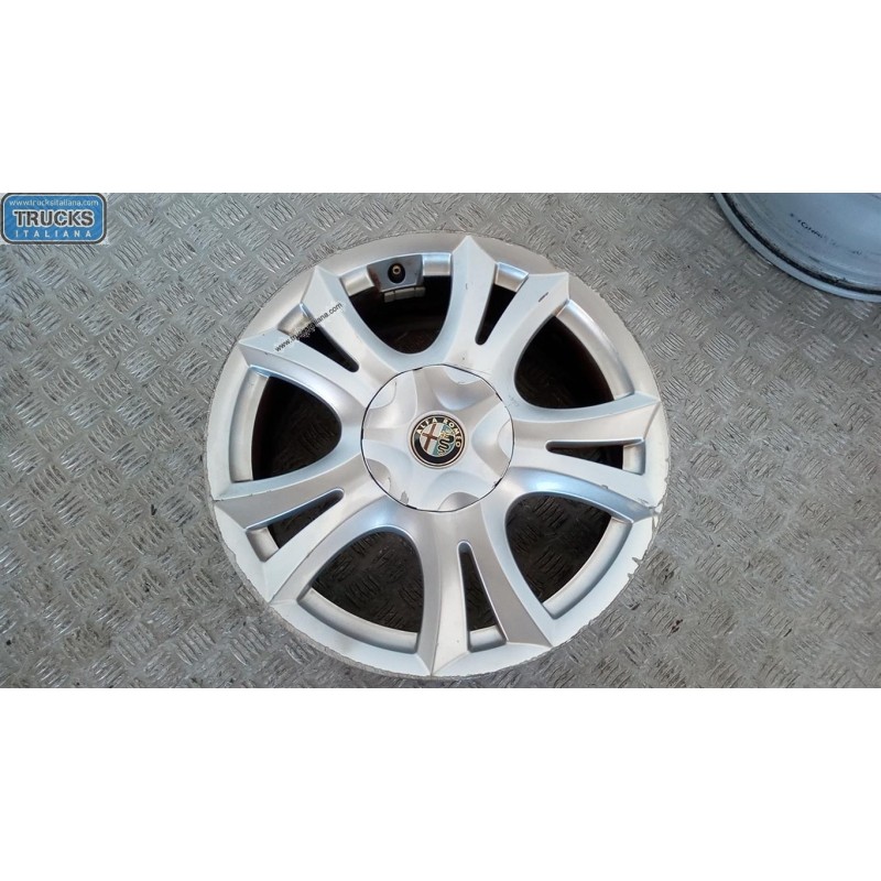 ALFA ROMEO KIT 4 CERCHI IN LEGA ALFA ROMEO Mito 2008>2011 usato