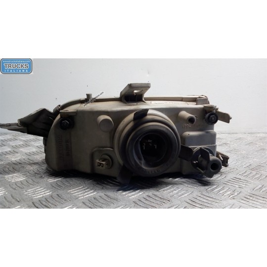 FARO ANTERIORE DESTRO FIAT Punto 1993>1999 usato