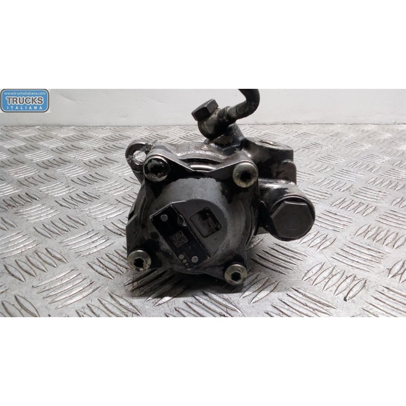 IVECO POMPA IDROGUIDA IVECO Daily 2006>2009 usato