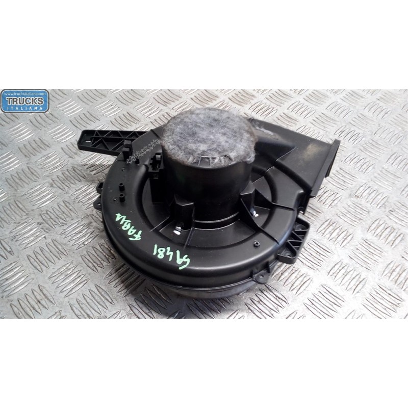 SKODA MOTORINO VENTILAZIONE INTERNA SKODA Fabia 2014> (NJ) usato