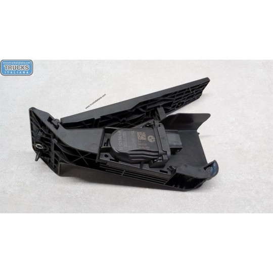 ELETRONIC THROTTLE PEDAL  BMW Serie 4 (F36) Gran Coupé 2014> used