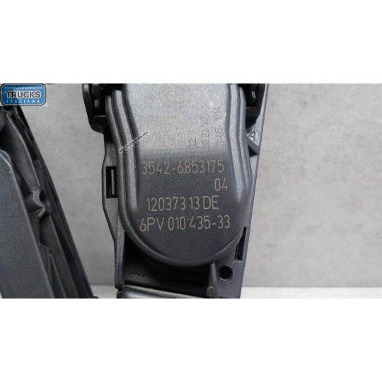 ELETRONIC THROTTLE PEDAL  BMW Serie 4 (F36) Gran Coupé 2014> used