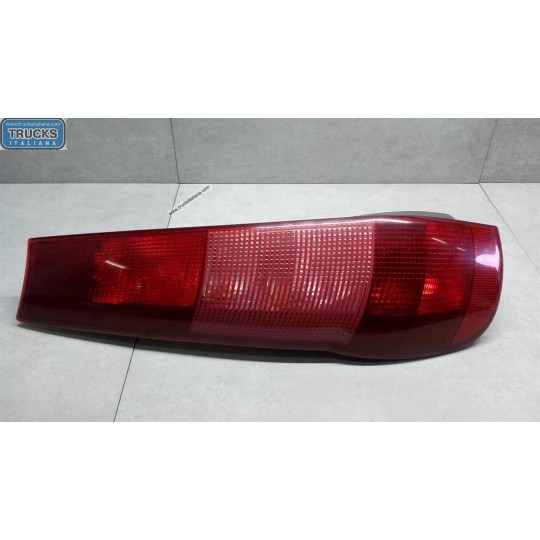 FARO POSTERIORE ESTERNO SINISTRO FIAT Punto 1993>1999 usato