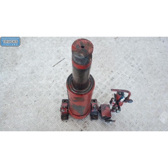 PISTONE RIBALTABILE IVECO Daily 2000>2006 used