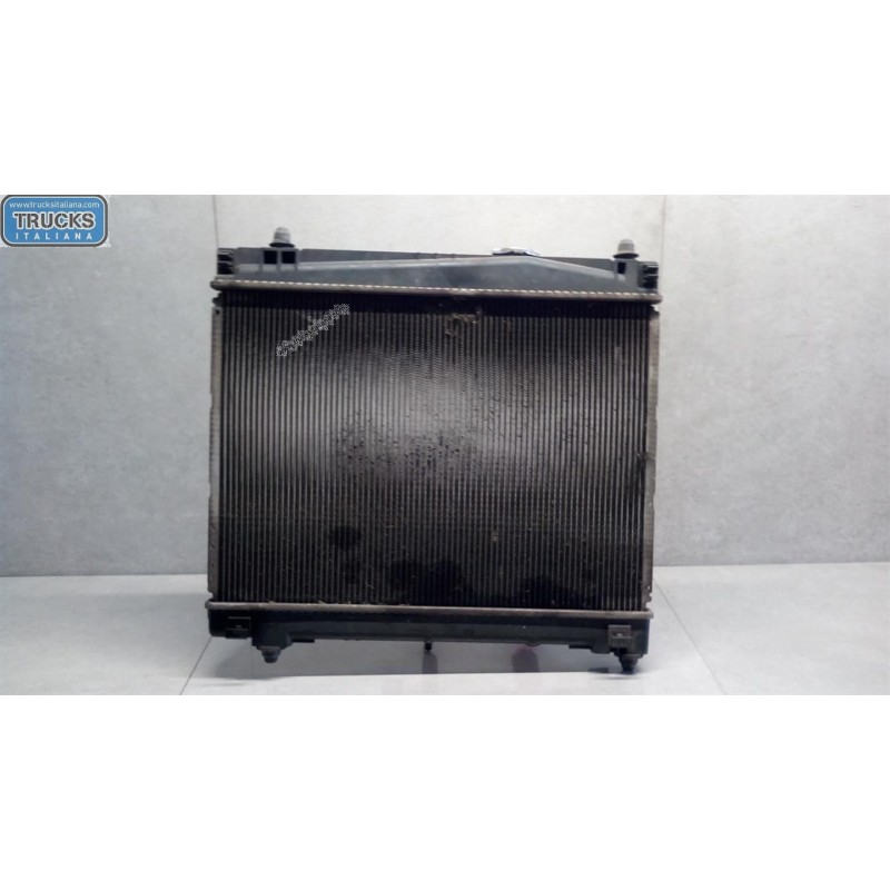 TOYOTA RADIATORE ACQUA TOYOTA Yaris 2005>2008 usato