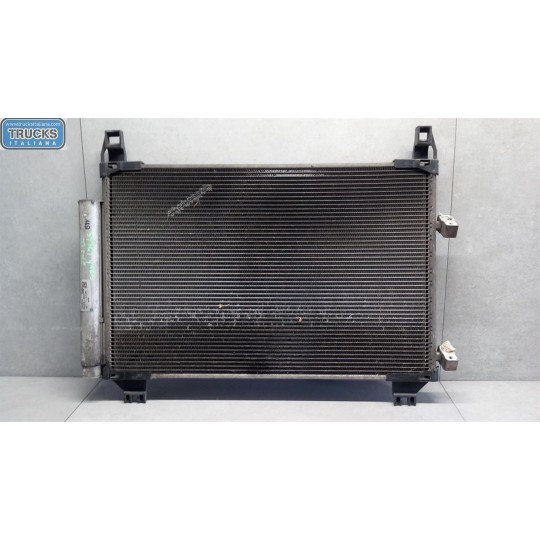 RADIATORE CLIMATIZZATORE TOYOTA Yaris 2005>2008 usato