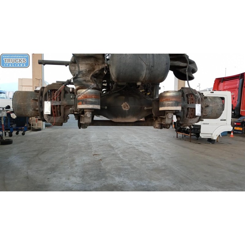 MERCEDES-BENZ truck ASSALE POSTERIORE MERCEDES-BENZ truck Actros euro 5 2008>2013 usato