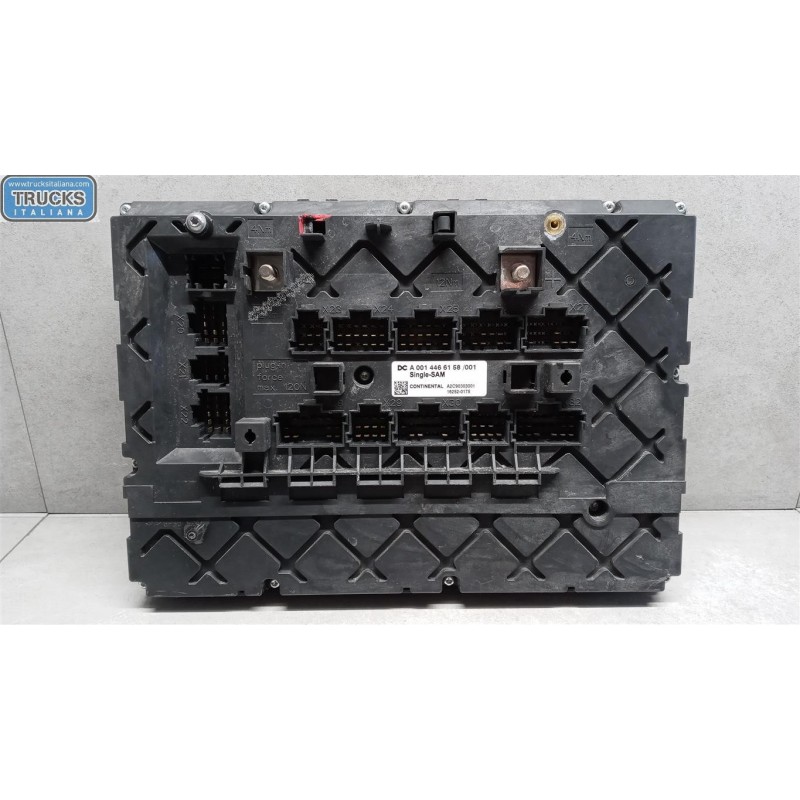 MERCEDES-BENZ truck SCATOLA FUSIBILI MERCEDES-BENZ truck Actros euro 6 2014>2021 usato