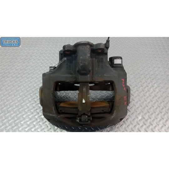 PINZA POSTERIORE DESTRA MERCEDES-BENZ truck Actros euro 6 2014>2021 usato