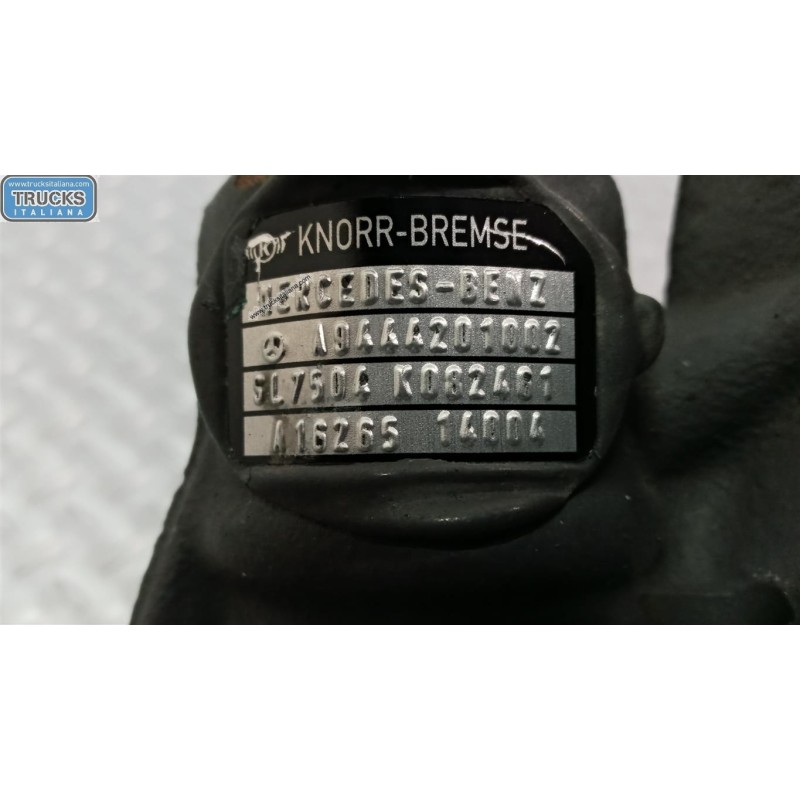 MERCEDES-BENZ truck PINZA POSTERIORE SINISTRA MERCEDES-BENZ truck Actros euro 6 2014>2021 usato