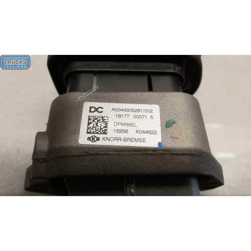 MERCEDES-BENZ truck EMERGENCY LEVER  MERCEDES-BENZ truck Actros euro 6 2014>2021 used