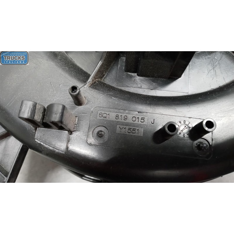 AUDI MOTORINO VENTILAZIONE INTERNA AUDI A1 2010> usato