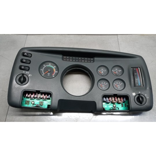 INSTRUMENT PANEL DAF AE used