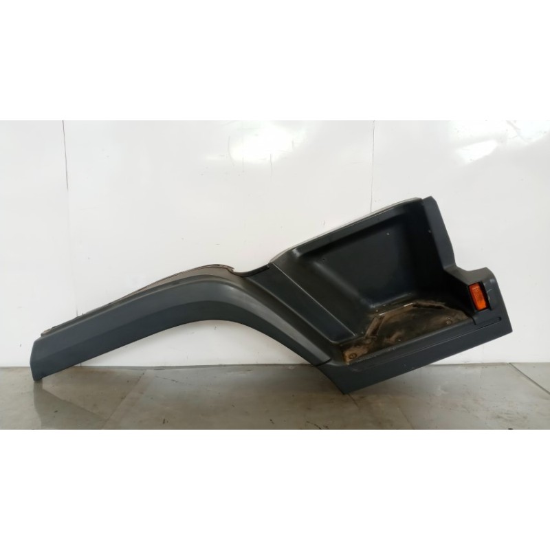 DAF RIGHT FRONT MUDGUARD  DAF AE used