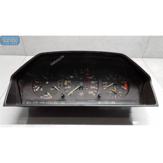 QUADRO STRUMENTI MERCEDES-BENZ Classe E (W/C124) 1984>1995 usato