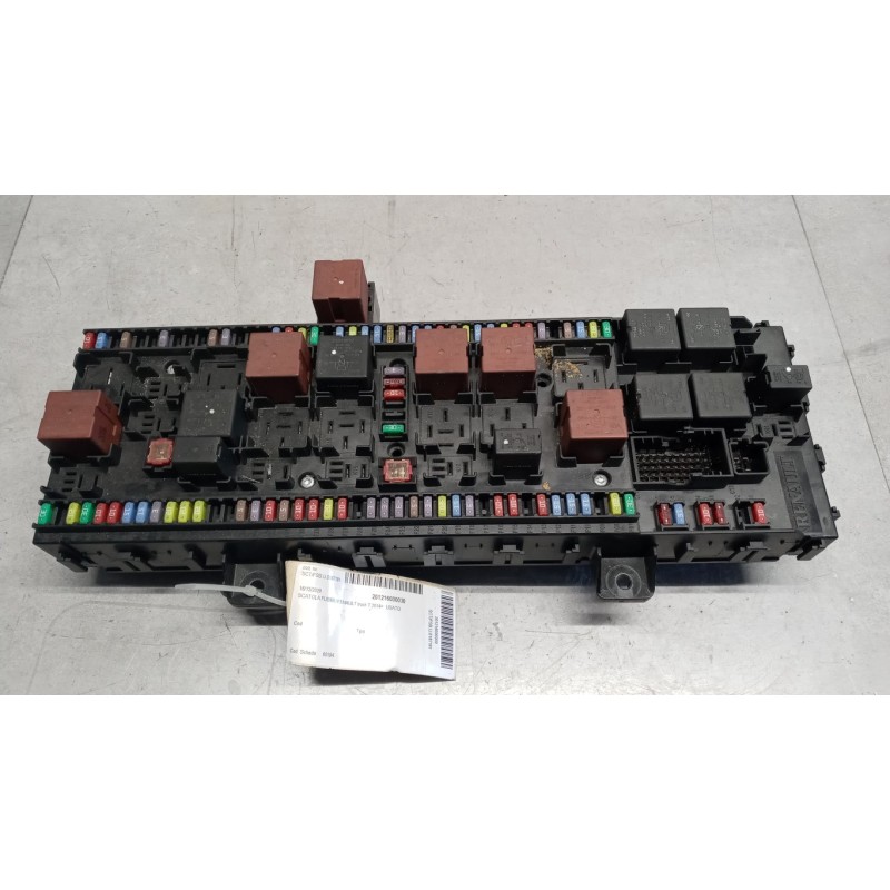 RENAULT truck FUSE BOX RENAULT truck T 2014> used