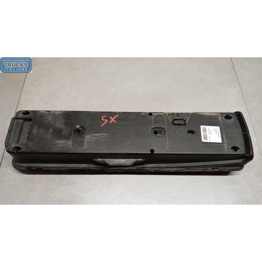 LEFT REAR LIGHT 
 RENAULT truck T 2014> used