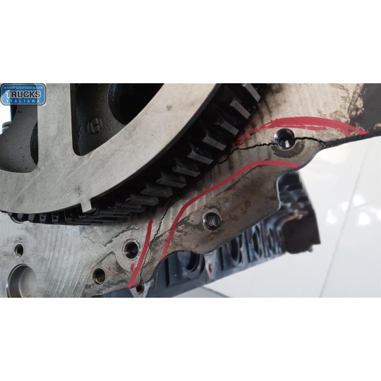 TESTATA RENAULT truck T 2014> usato