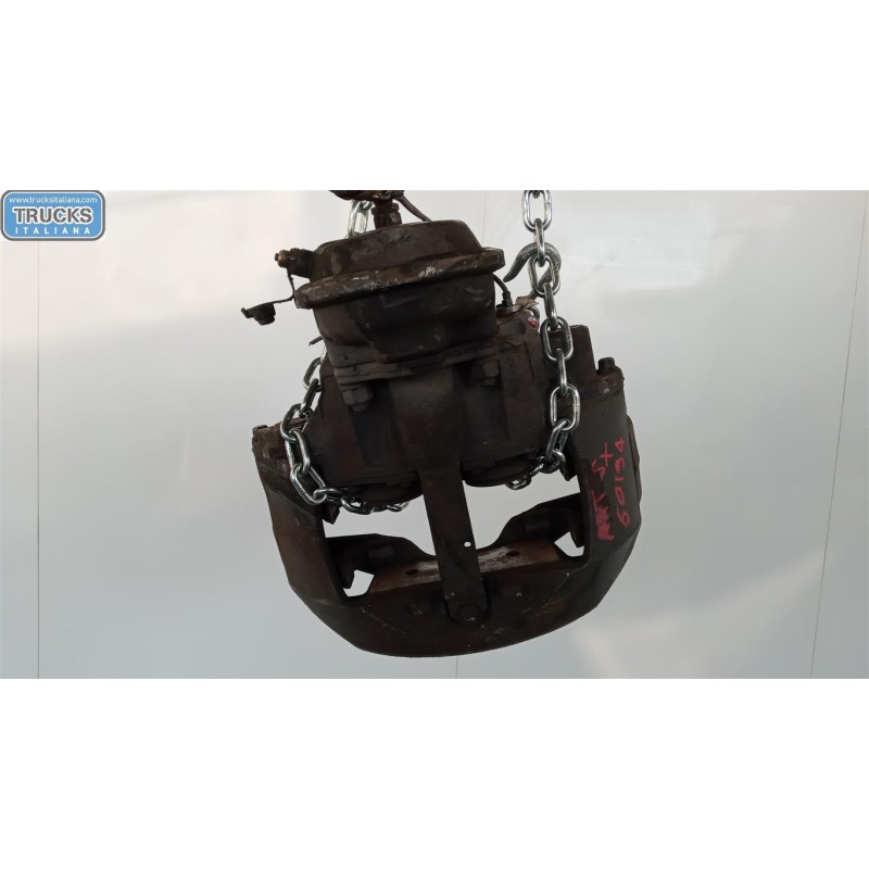 RENAULT truck PINZA ANTERIORE SINISTRA RENAULT truck T 2014> usato