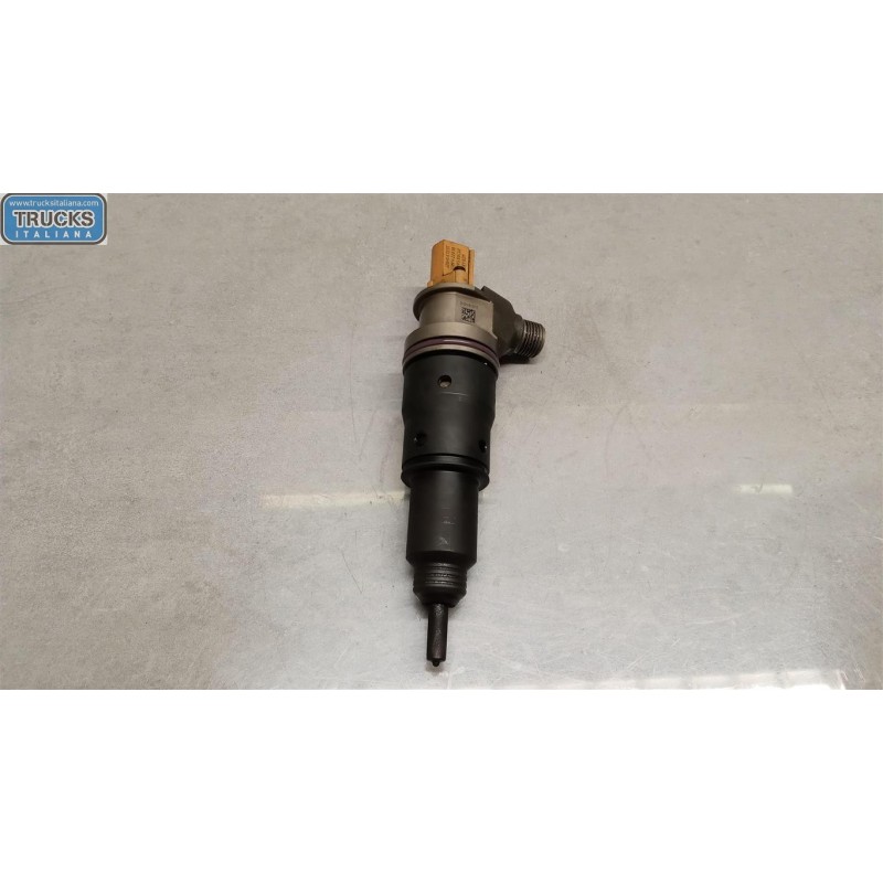 RENAULT truck INJECTORS  RENAULT truck T 2014> used