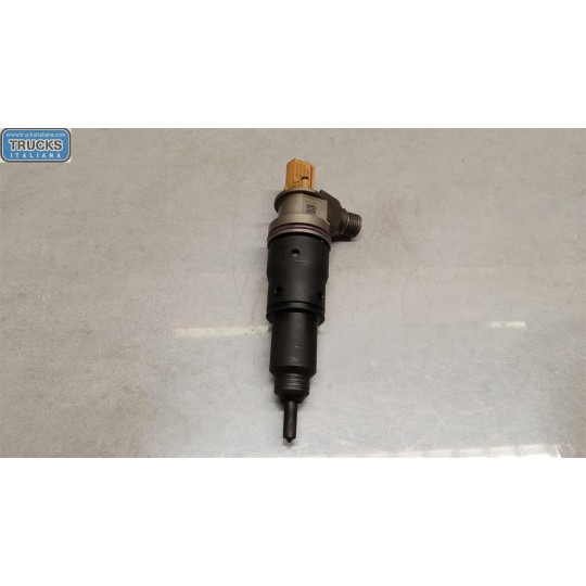 INJECTORS  RENAULT truck T 2014> used