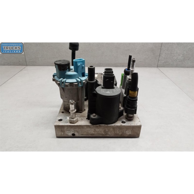 RENAULT truck ADBLUE PUMP RENAULT truck T 2014> used