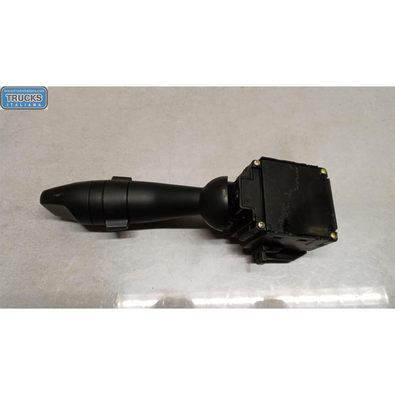 RENAULT truck VARIOUS SWITCHES AND BUTTONS C  RENAULT truck T 2014> used