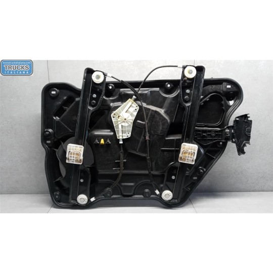 FRONT LEFT POWERED WINDOWS  FIAT Freemont 2011> used