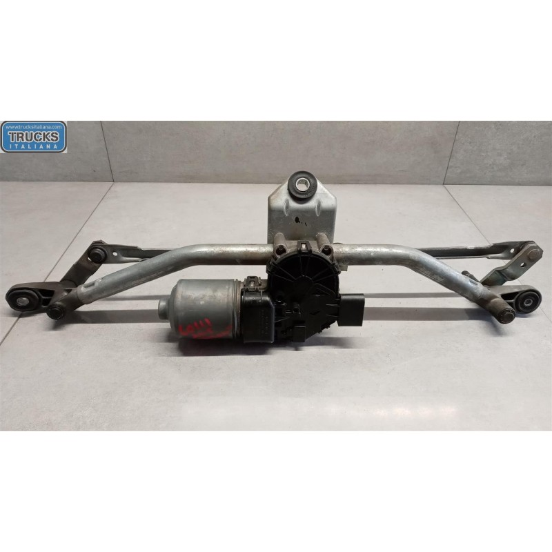 FIAT windshield wiper motor FIAT Freemont 2011> used