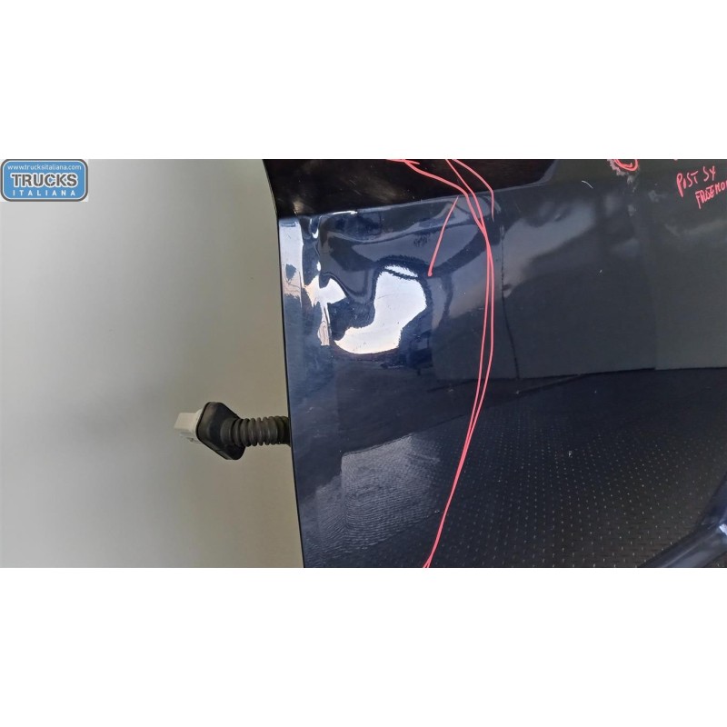 FIAT LEFT REAR DOOR  FIAT Freemont 2011> used