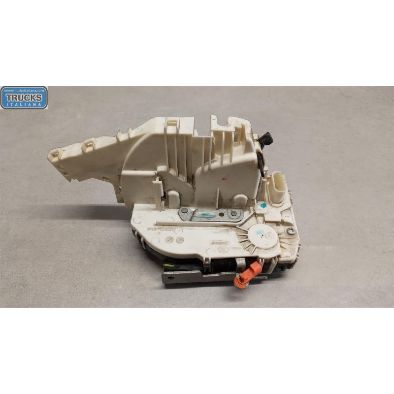FIAT LATCH LOCK FIAT Freemont 2011> used